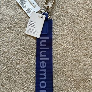 Lululemon Never Lost Keychain NWT riverside/faint lavendar